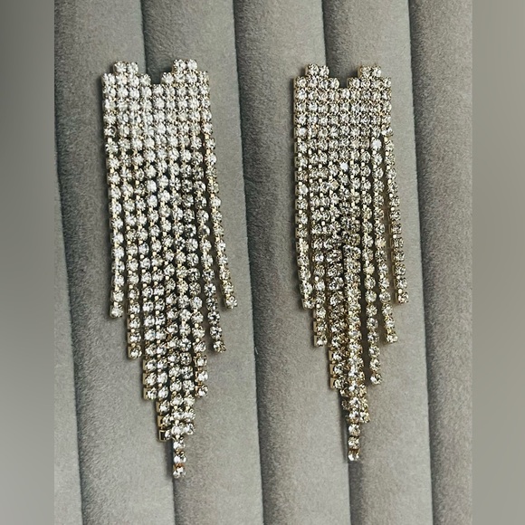 Heart Shaped Crystal Earrings - Picture 4 of 5